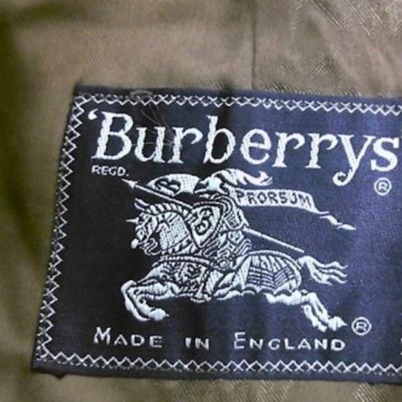 Vintage Authentic Men's Burberry Tan Trenchcoat - Picture 6 of 9